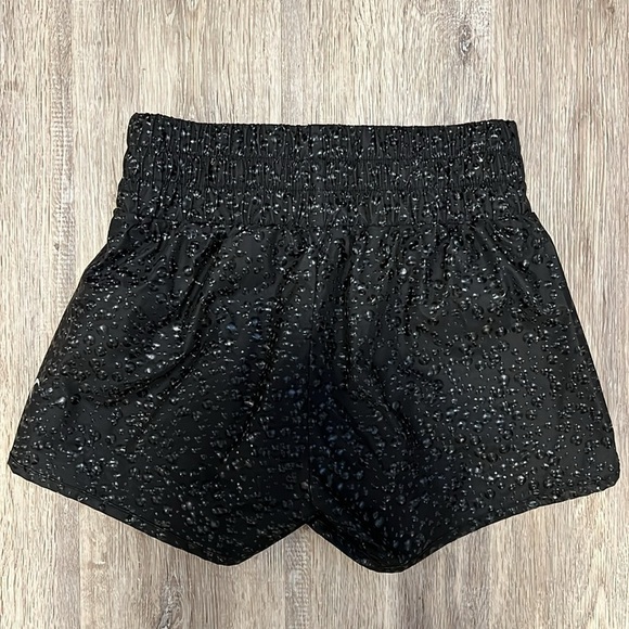 Zyia Active High Rise Bomber Shorts​​​​ - Picture 5 of 13